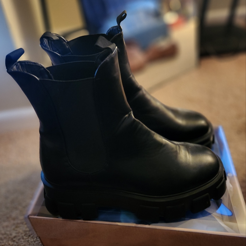 Truffle Chlesea Chunky Style Boots Mens 10